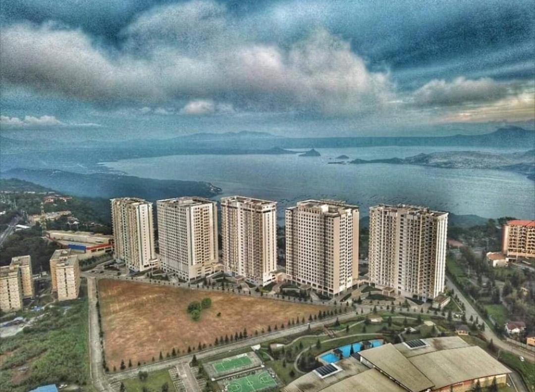 R&A Staycation At Wind Residence Tagaytay City Exterior foto